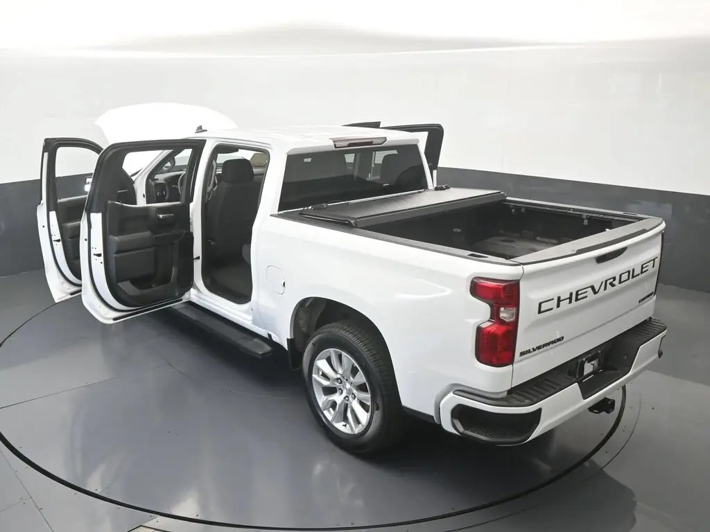 2024 Chevrolet Silverado - $23,586