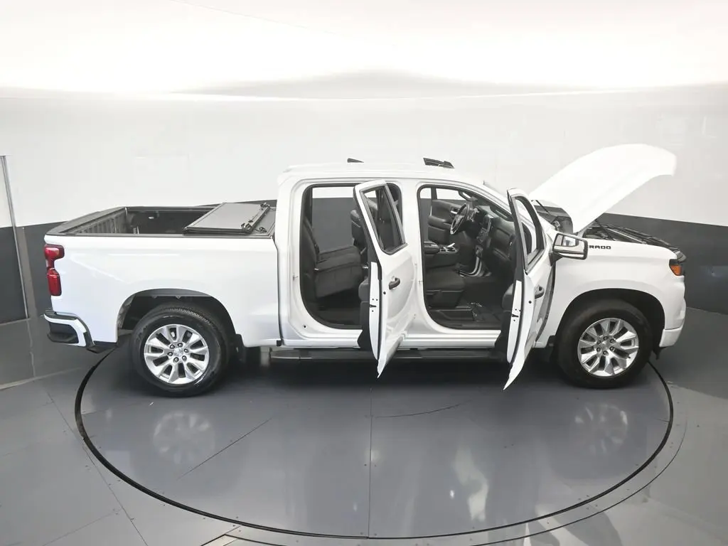 2024 Chevrolet Silverado - $23,586