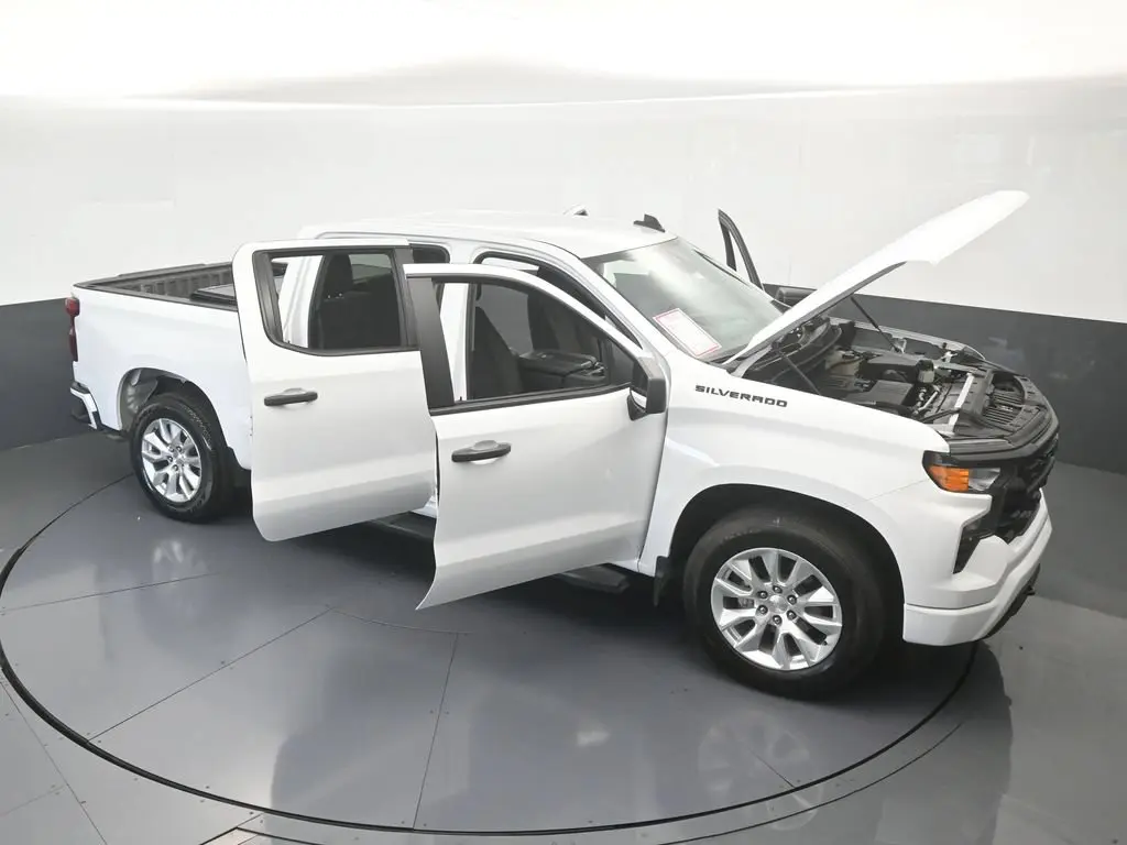 2024 Chevrolet Silverado - $23,586