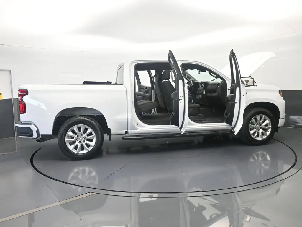 2024 Chevrolet Silverado - $23,586