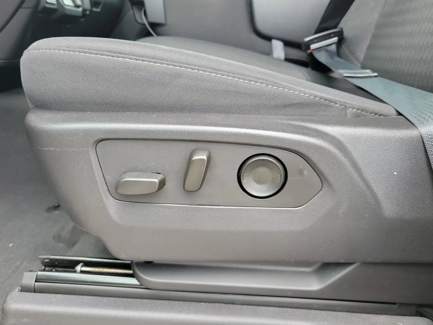 2024 Chevrolet Silverado - $29,590