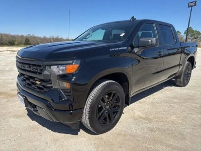 2025 Chevrolet Silverado 1500 4X2 Custom 4DR Crew Cab 5.8 FT. SB