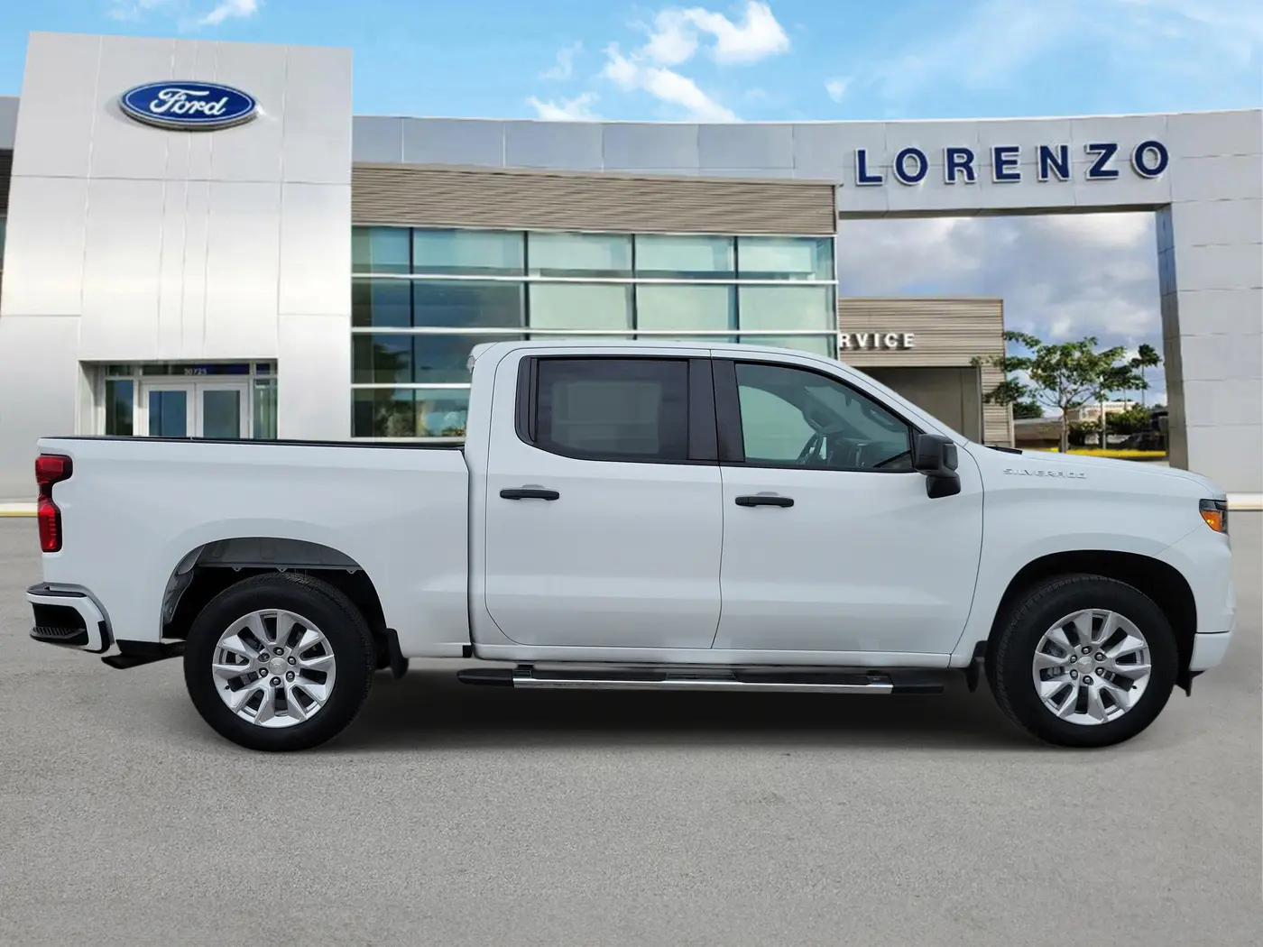 2022 Chevrolet Silverado - $27,790
