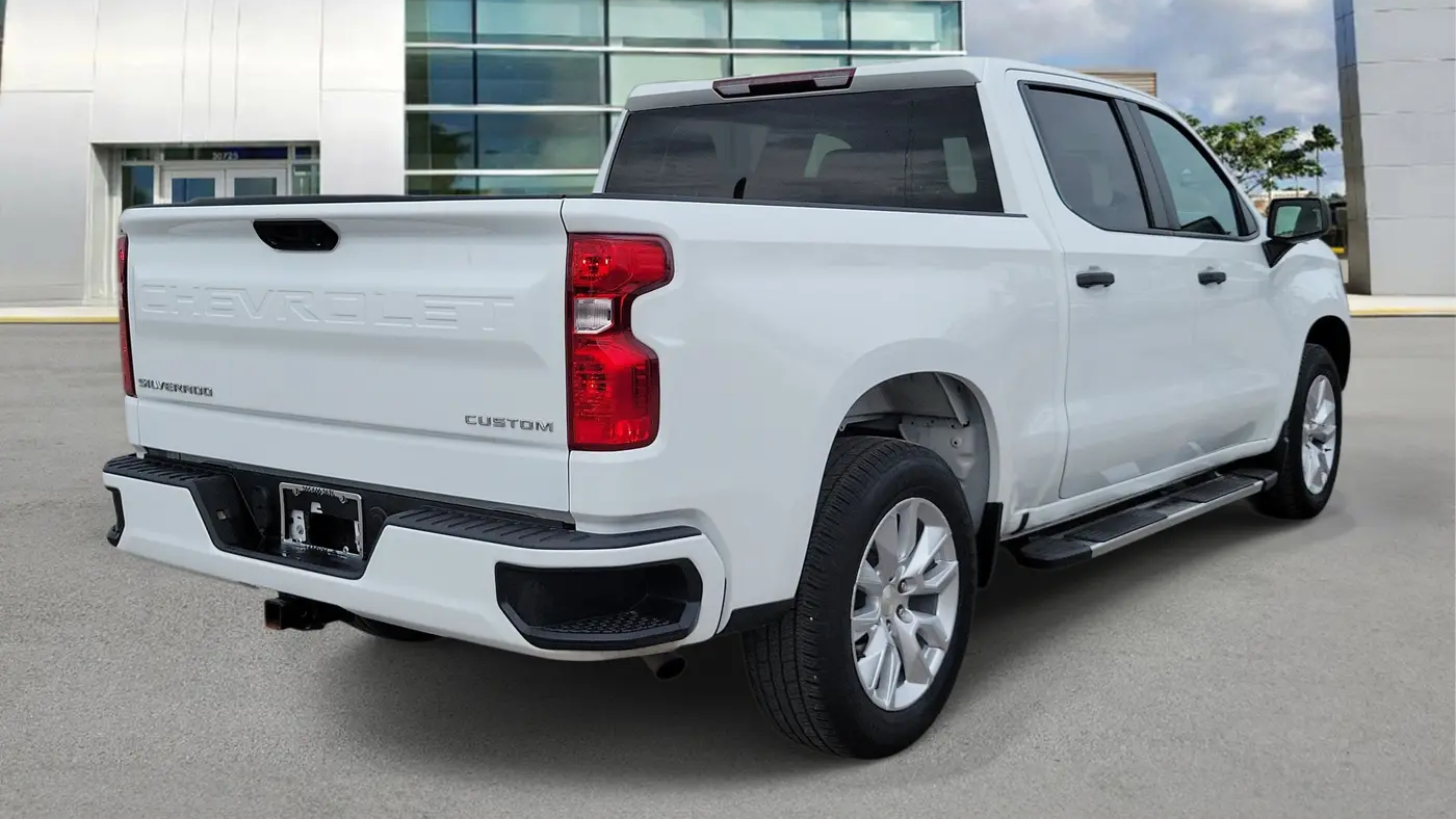 2022 Chevrolet Silverado 1500 Custom