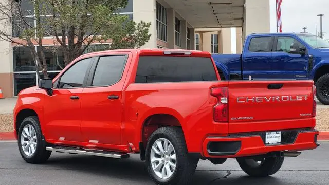 2025 Chevrolet Silverado 1500 Custom