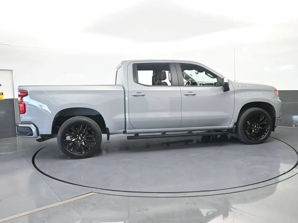 2024 Chevrolet Silverado - $37,981