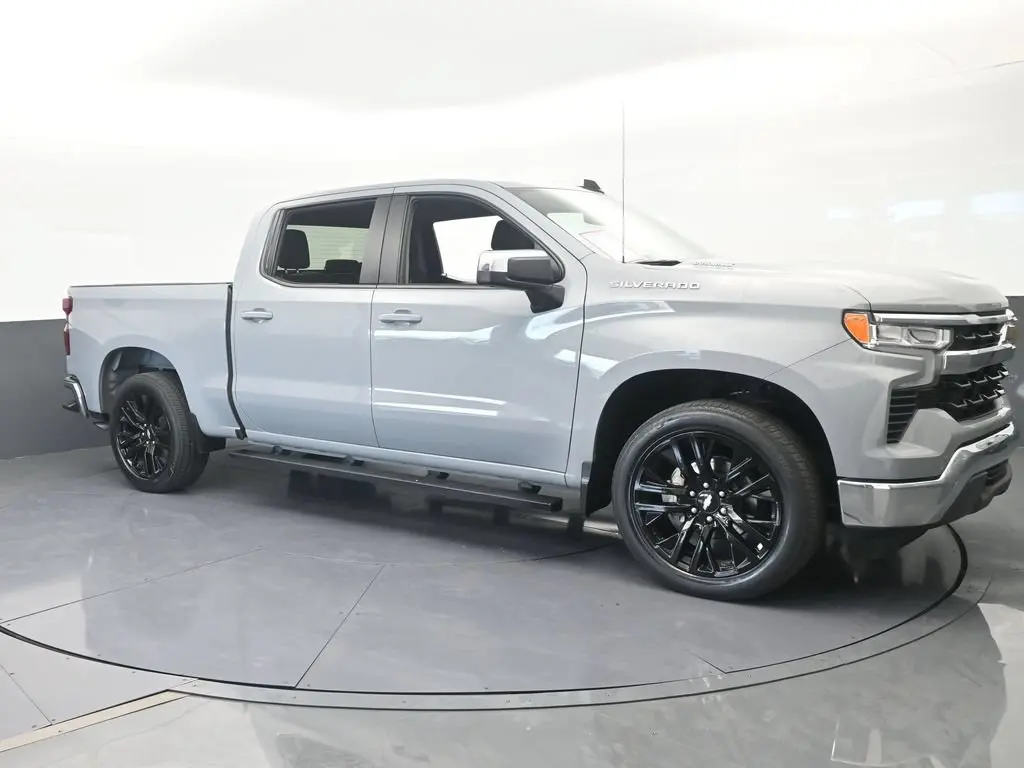 2024 Chevrolet Silverado - $37,981