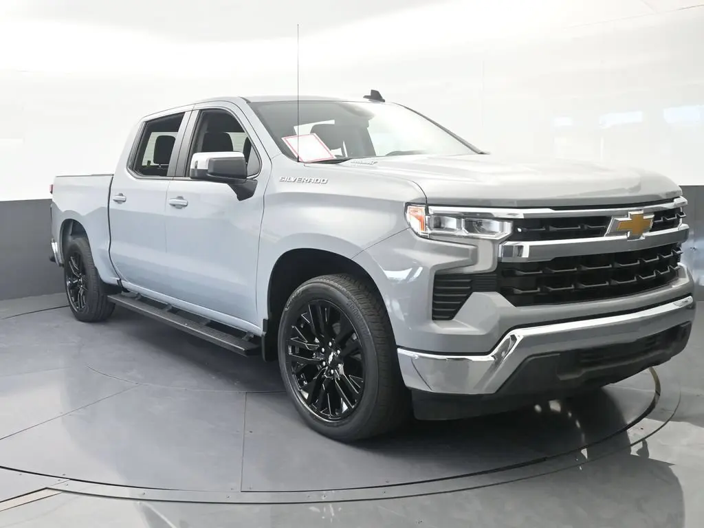 2024 Chevrolet Silverado - $37,981