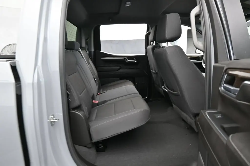 2024 Chevrolet Silverado - $37,981
