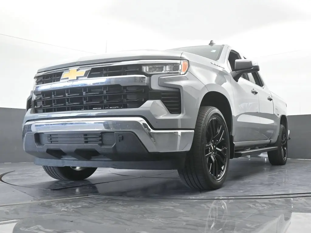 2024 Chevrolet Silverado - $37,981