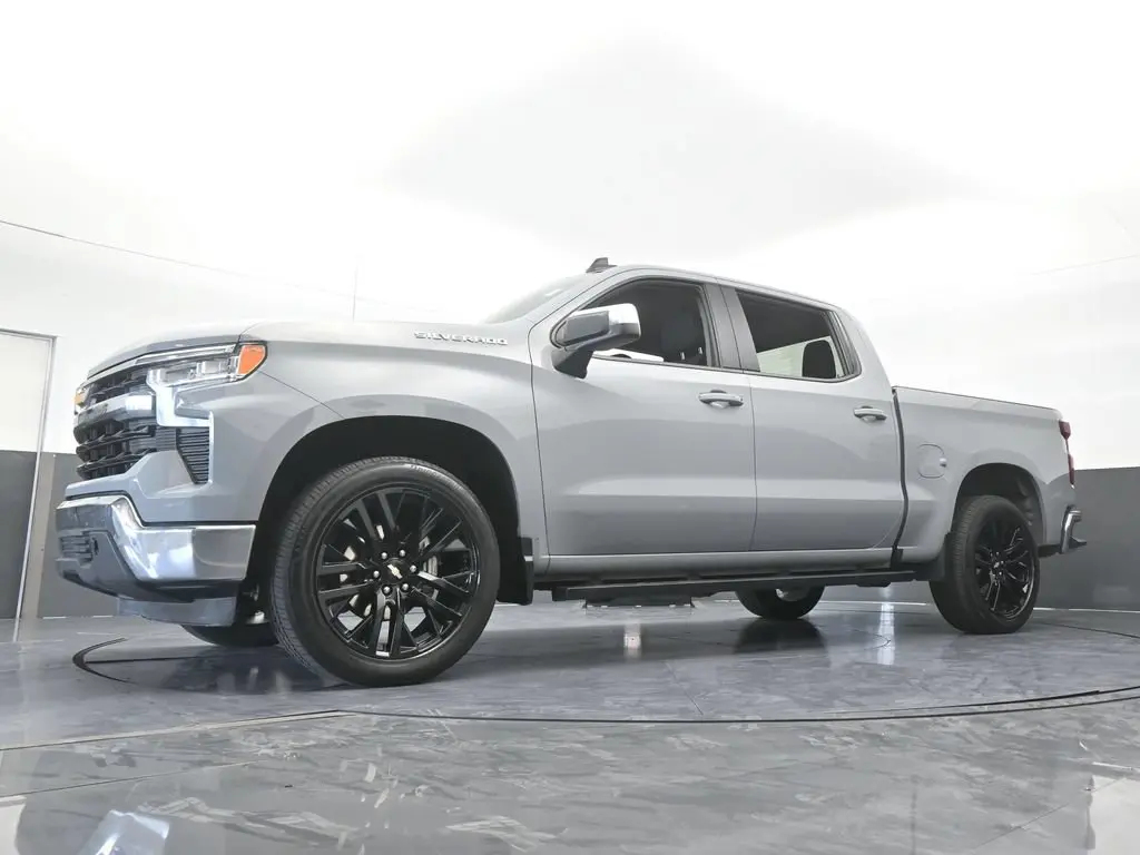 2024 Chevrolet Silverado - $37,981
