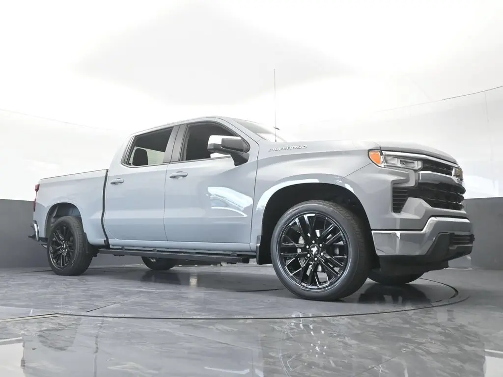 2024 Chevrolet Silverado - $37,981