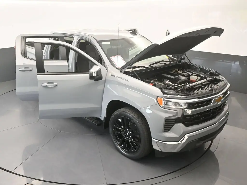 2024 Chevrolet Silverado - $37,981