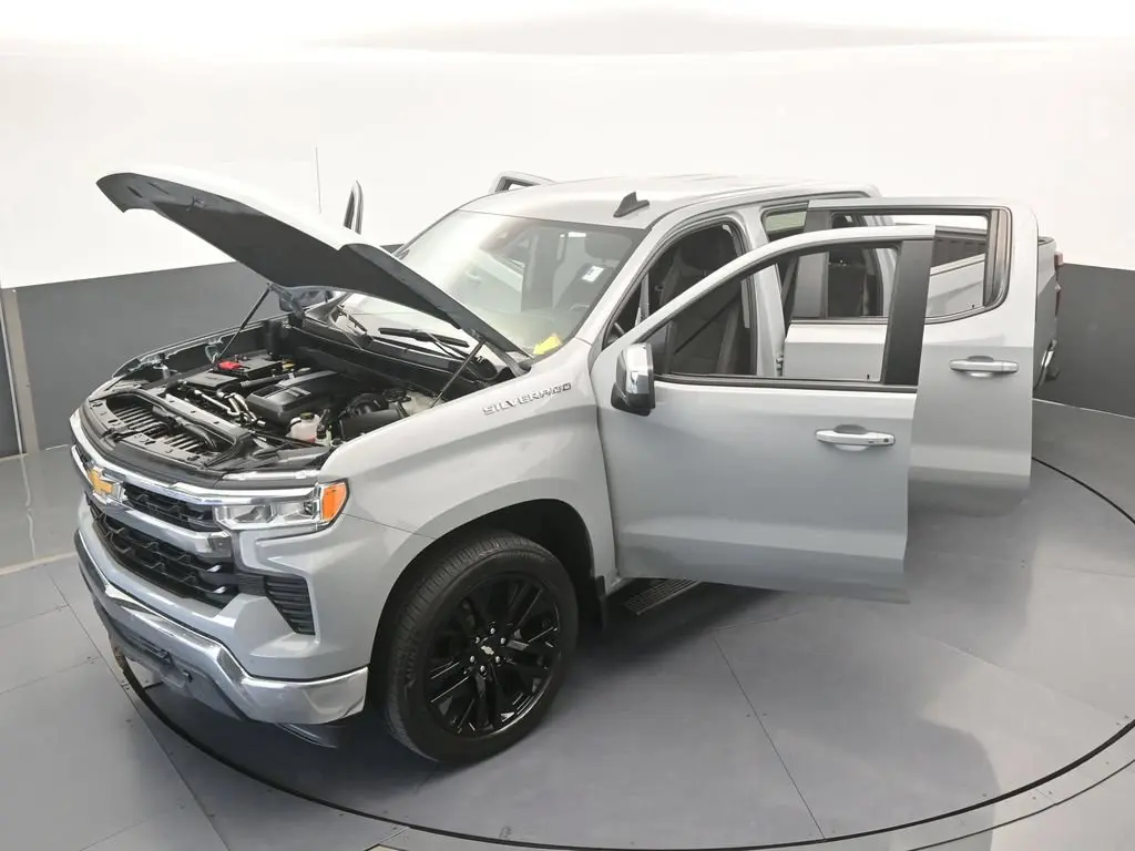 2024 Chevrolet Silverado - $37,981