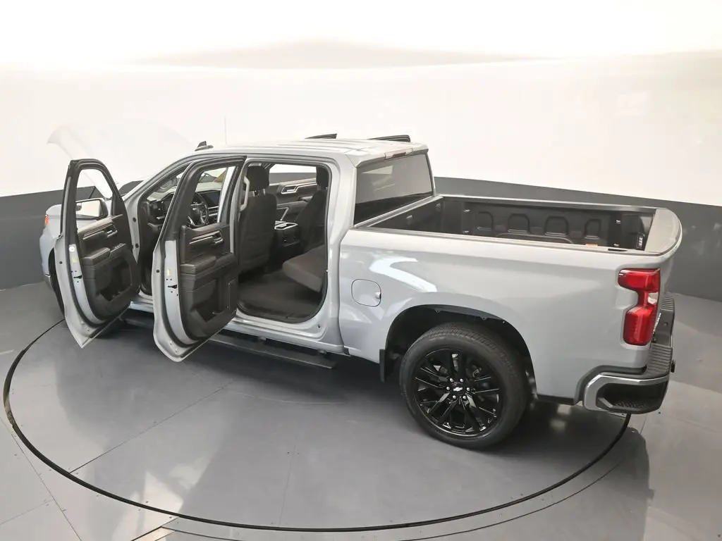 2024 Chevrolet Silverado - $37,981