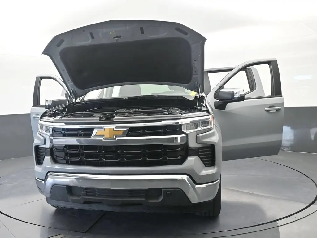 2024 Chevrolet Silverado - $37,981
