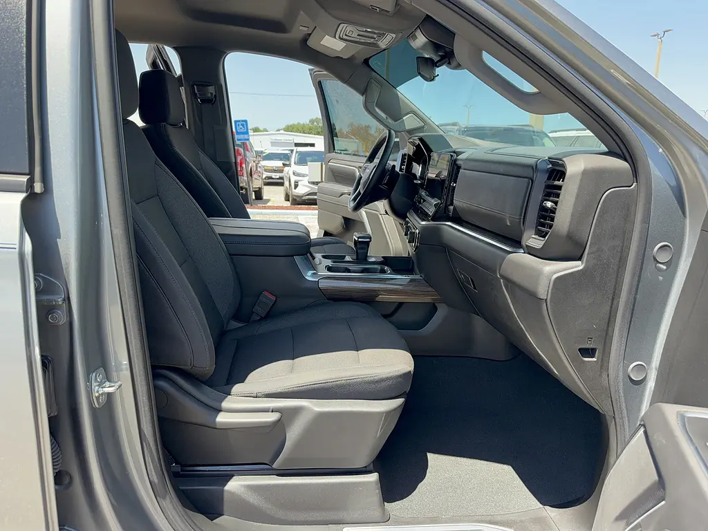 2025 Chevrolet Silverado - $45,995