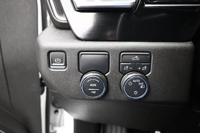 2023 Chevrolet Silverado - $42,685