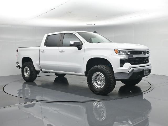 2023 Chevrolet Silverado - $42,685