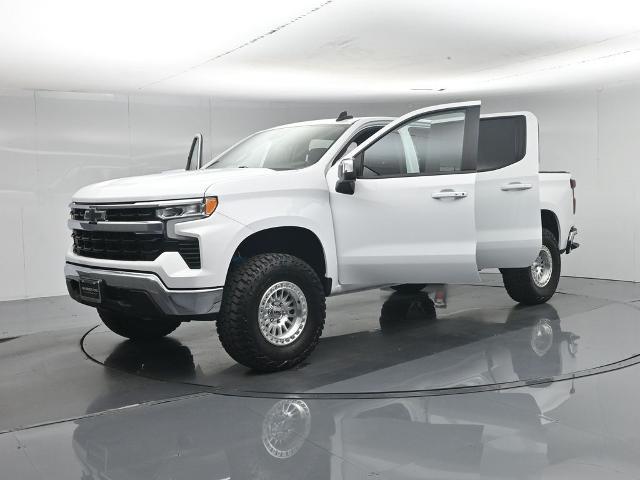 2023 Chevrolet Silverado - $42,685