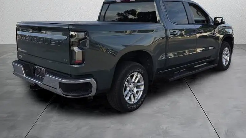 2025 Chevrolet Silverado 1500 LT