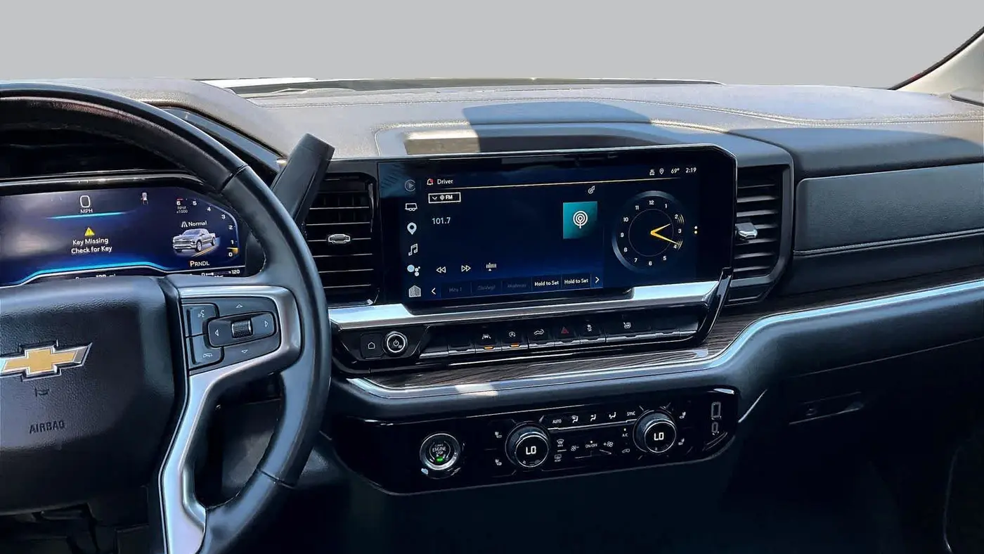 2024 Chevrolet Silverado 1500 LT