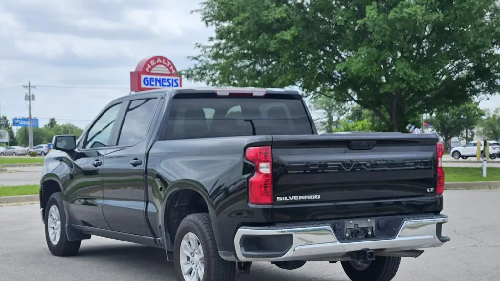 2025 Chevrolet Silverado 1500 LT