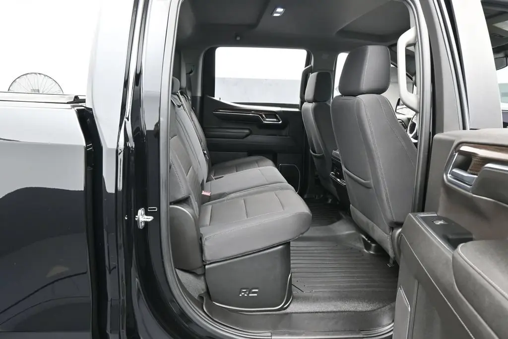 2024 Chevrolet Silverado - $35,891