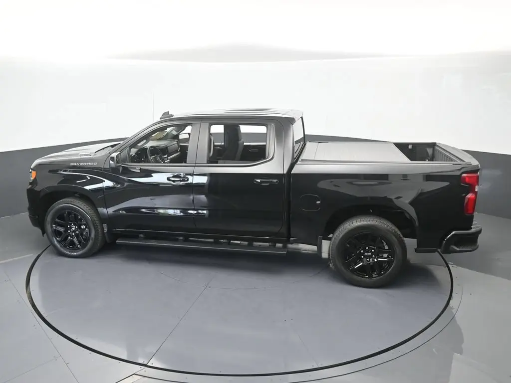 2024 Chevrolet Silverado - $35,891