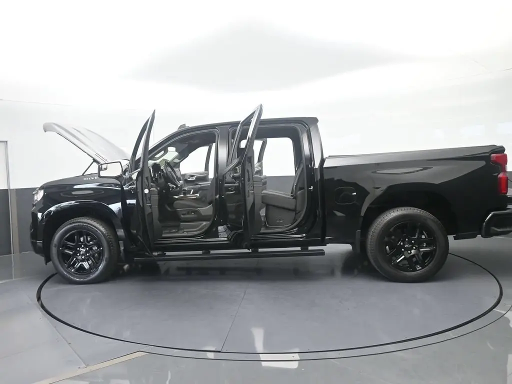 2024 Chevrolet Silverado - $35,891