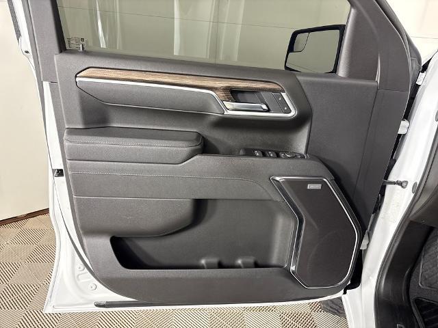 2025 Chevrolet Silverado - $42,500