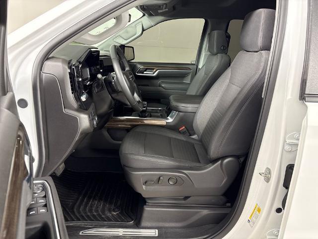 2025 Chevrolet Silverado - $42,500