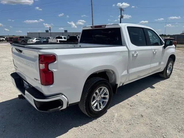 2026 Chevrolet Silverado - $39,200