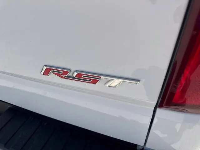 2026 Chevrolet Silverado - $39,200