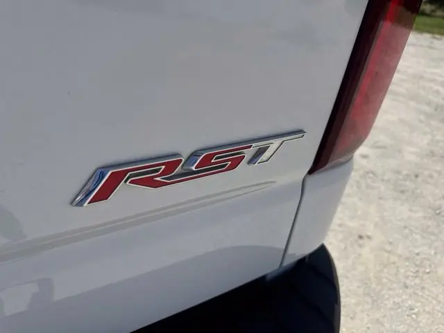 2026 Chevrolet Silverado - $39,200