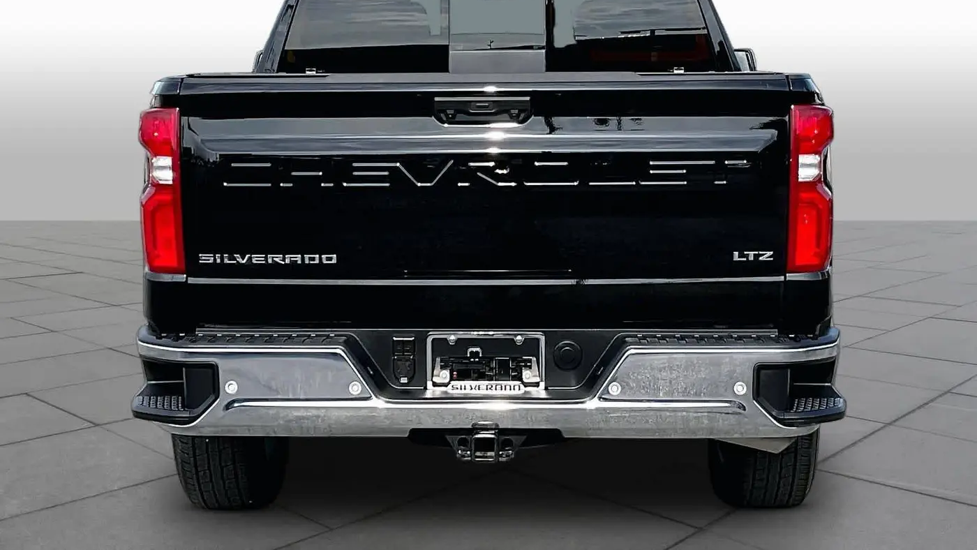 2025 Chevrolet Silverado 1500 LTZ