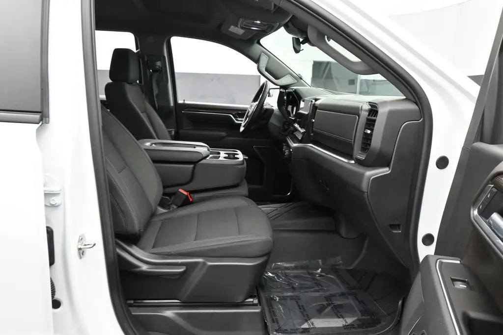 2026 Chevrolet Silverado - $41,629