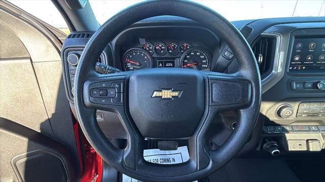 2022 Chevrolet Silverado - $27,980