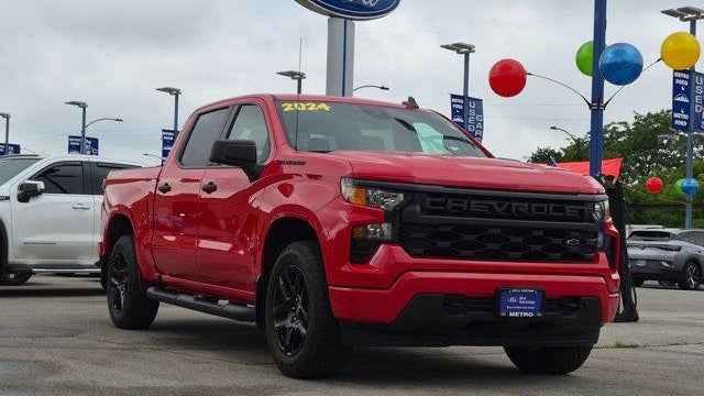 2024 Chevrolet Silverado 1500 Custom
