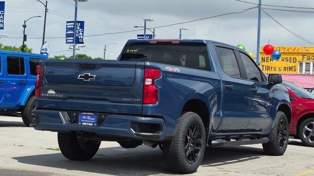 2024 Chevrolet Silverado 1500 Custom