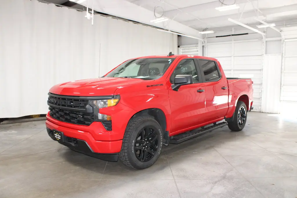 2022 Chevrolet Silverado - $28,798