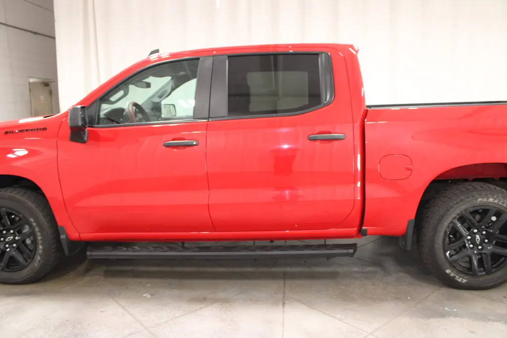 2022 Chevrolet Silverado - $28,798