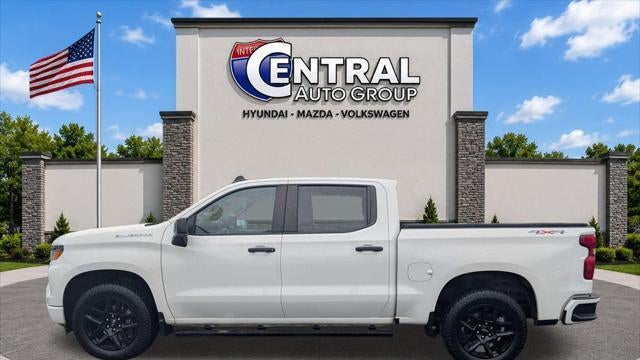 2023 Chevrolet Silverado 1500 Custom