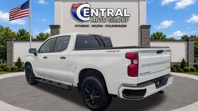 2023 Chevrolet Silverado 1500 Custom