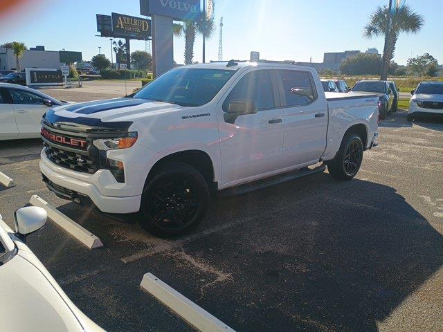 2023 Chevrolet Silverado - $33,179
