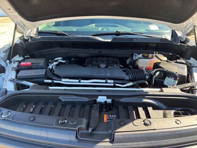2023 Chevrolet Silverado - $33,179