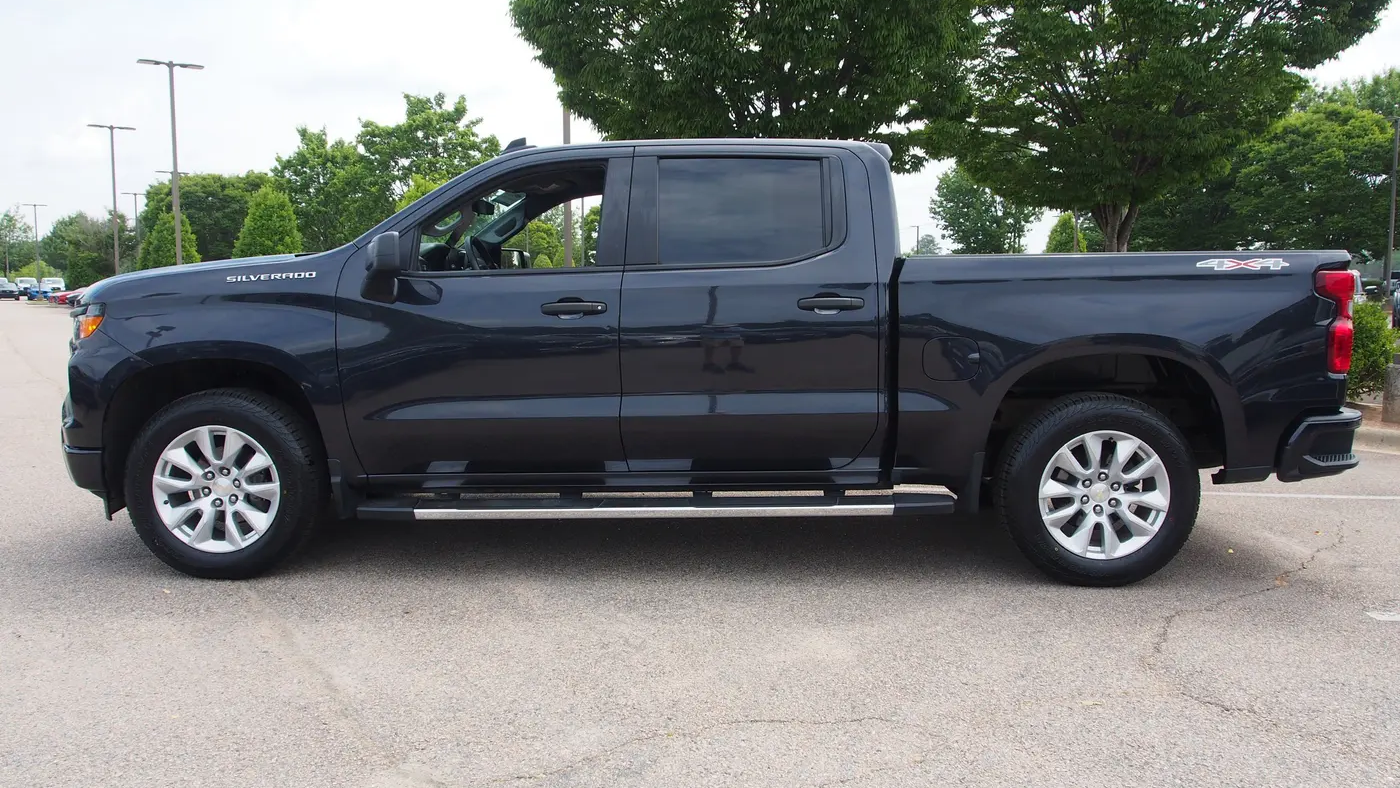2022 Chevrolet Silverado 1500 Custom