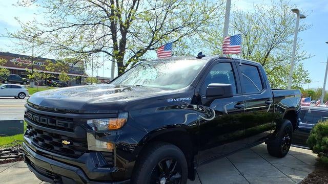 2023 Chevrolet Silverado 1500 Custom