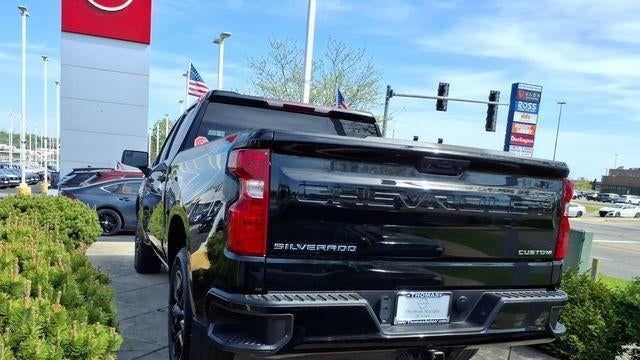 2023 Chevrolet Silverado 1500 Custom
