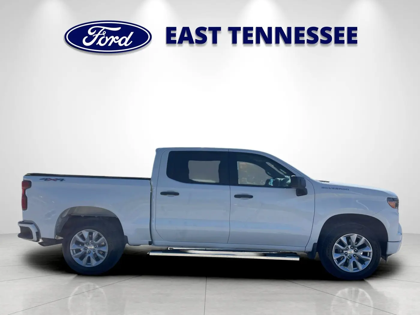 2022 Chevrolet Silverado - $27,222